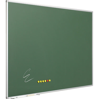 Chalkboard, board colour green, WxH 1200 x 900 mm.