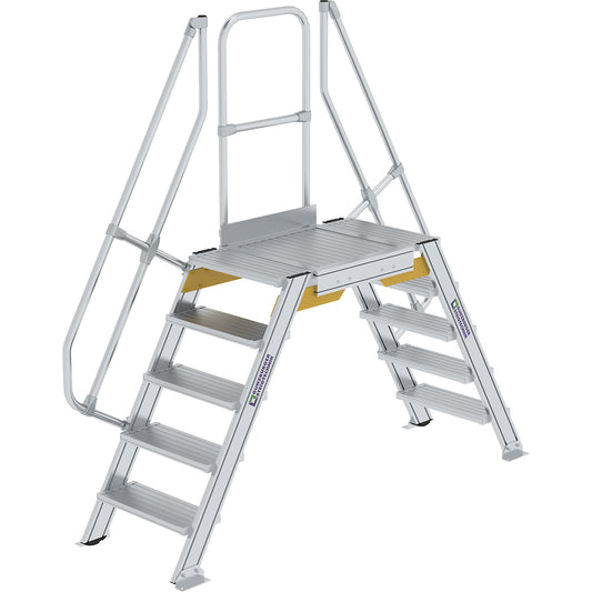 Crossover platform, total max. load 300 kg, 5 steps, platform 1200 x 600 mm.