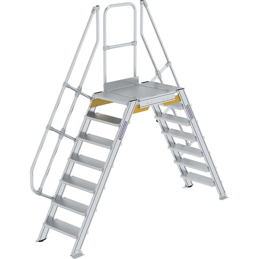 Crossover platform, total max. load 300 kg, 9 steps, platform 1200 x 600 mm.