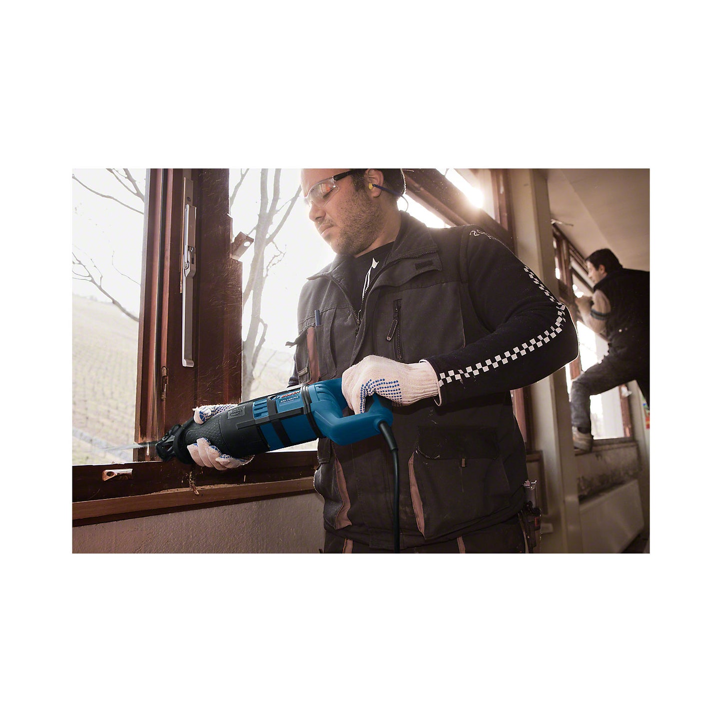 GSA 1300 PCE Professional reciprocating saw, in a handyman's case with sabre saw blade, 95 dB(A).