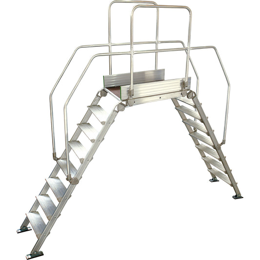 Aluminium ladder bridging, overall max. load 200 kg, 8 steps, platform 900 x 530 mm.