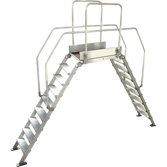 Aluminium ladder bridging, overall max. load 200 kg, 9 steps, platform 900 x 530 mm.