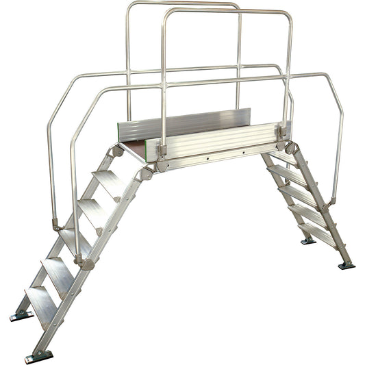 Aluminium ladder bridging, overall max. load 200 kg, 6 steps, platform 1200 x 530 mm.