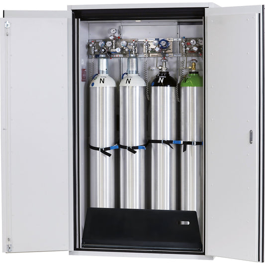 G90 fire-resistant pressurised gas cylinder cupboard, for storage in workrooms, for 4 x 50 l bottles, external width 1200 mm.