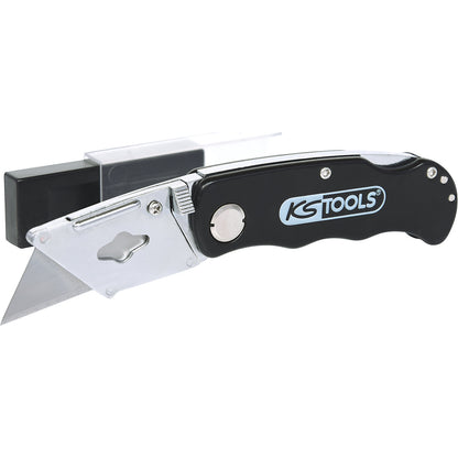 Folding knife, length 155 mm, metal handle.