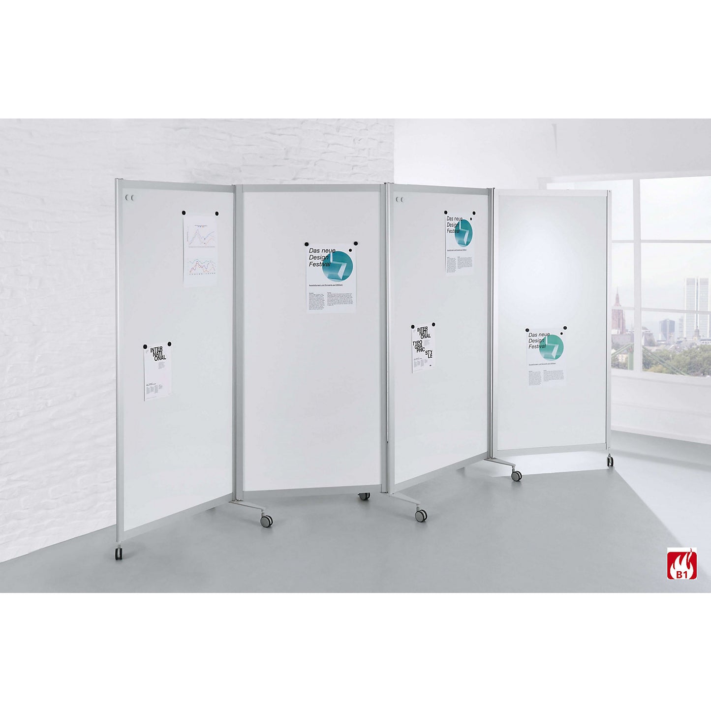 Mobile folding display panel, flame retardant, aluminium frame, magnetic board surface, HxWxD 1900 x 3700 x 450 mm, white.
