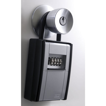 KeyGarage™ key box, with metal bracket, up to 20 keys / 14 cards.