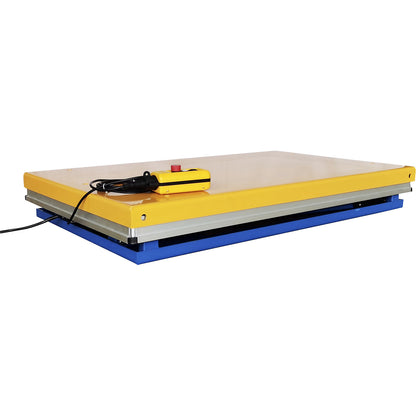 Lift table, max. load 1200 kg, platform LxW 1350 x 800 mm.
