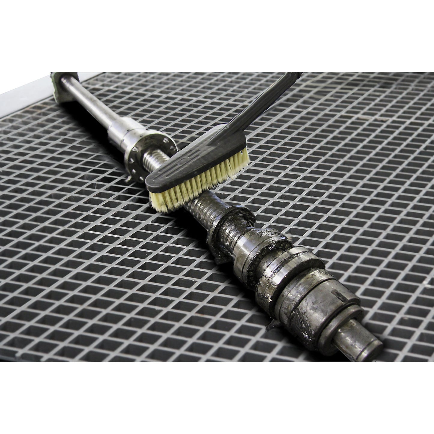 CLEAN BOX Flex parts cleaner, max. filling quantity 350 l, can be extended.
