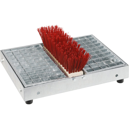 Shoe cleaner, with grate, silver.