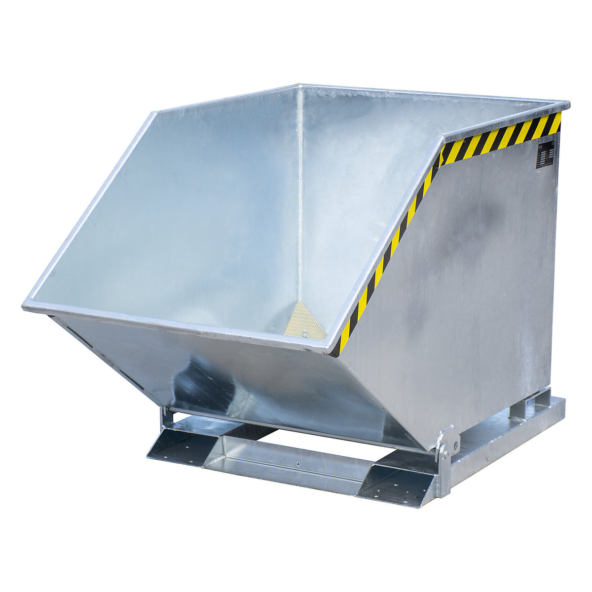 Tilting skip for metal swarf, capacity 600 litres, hot dip galvanised.