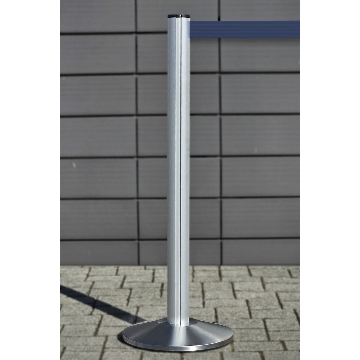 Beltrac EXTEND belt post, aluminium, brushed chrome post, belt dark blue.