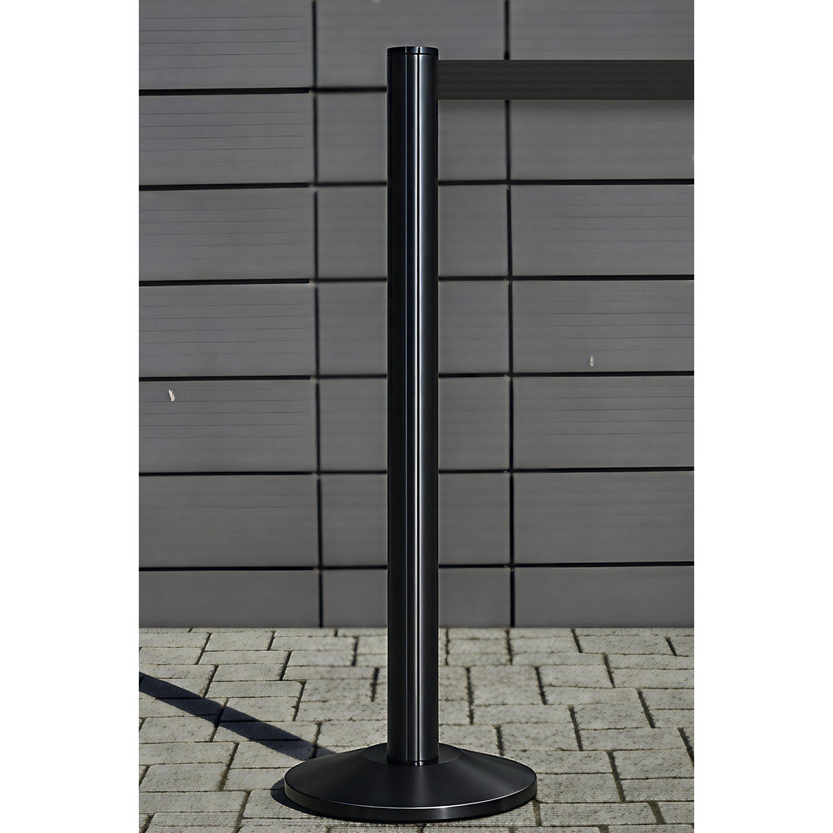 Beltrac EXTEND belt post, aluminium, post black, belt black.