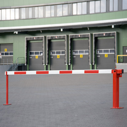 Roadblock, barrier, with gas spring, barrier beam length 3.5 m.