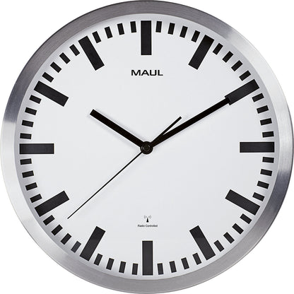 MAULpilot wall clock, brushed aluminium, Ø 305 mm, radio synchronised time keeping mechanism, silver.