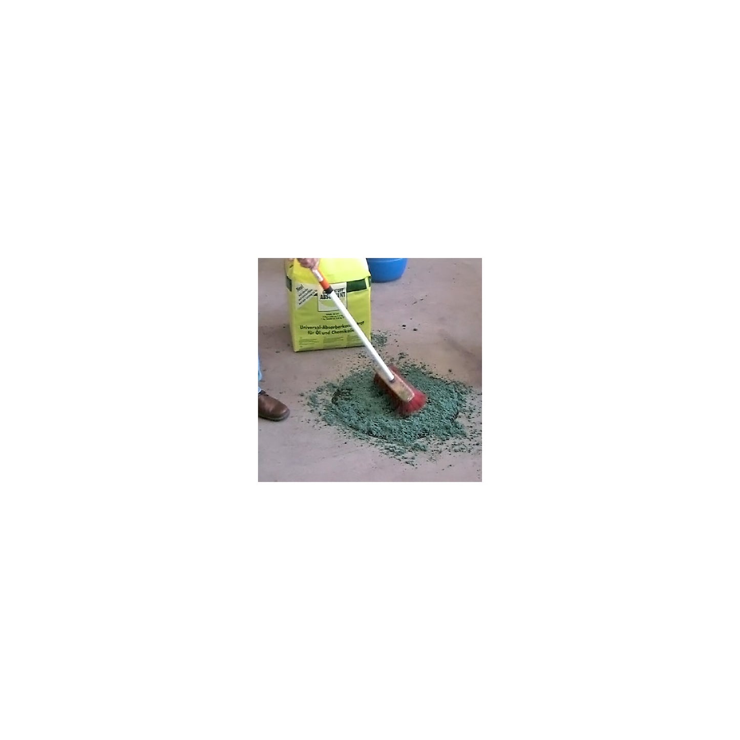 Universal absorbent concentrate, granulate in sack, 100 l, pack of 1.