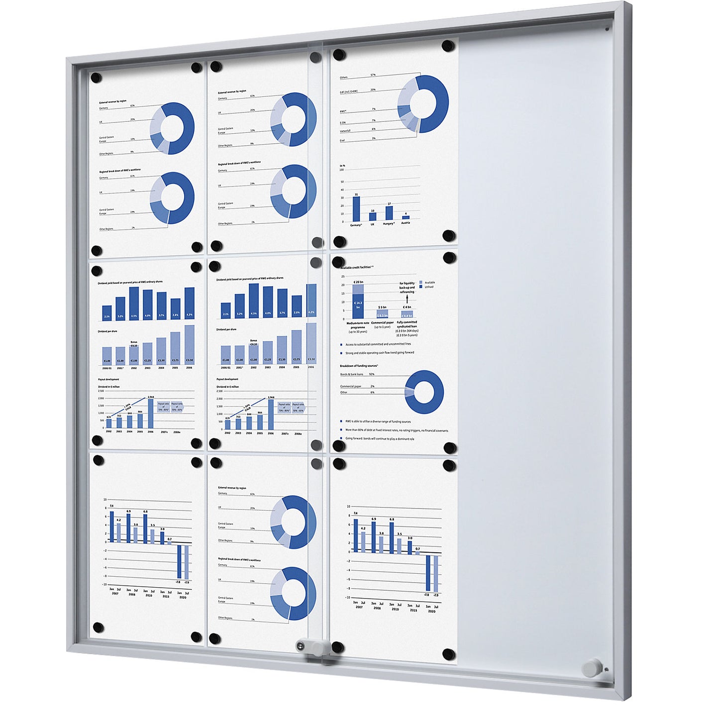 Display case with sliding doors, external WxHxD 906 x 947 x 50 mm, metal rear panel.