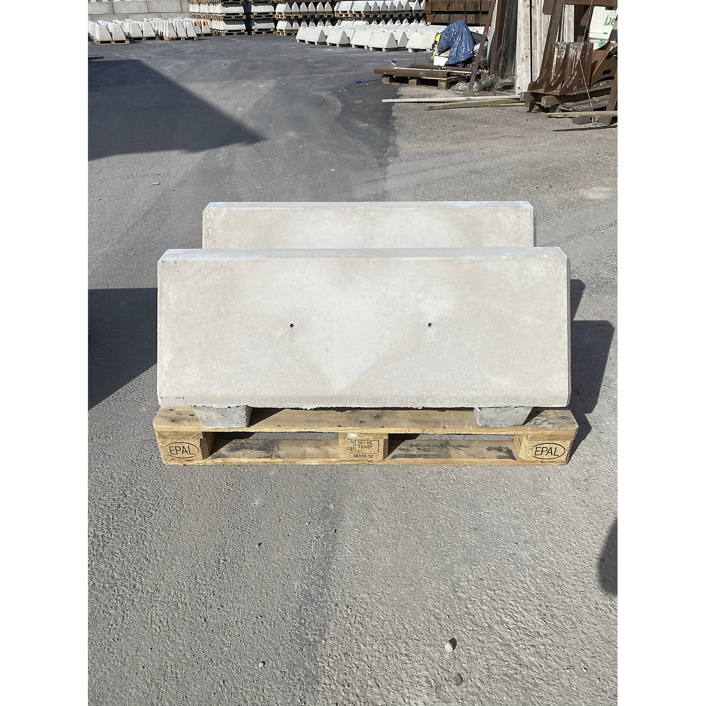 Concrete barrier, LxWxH 1090 x 390 x 465 mm, pack of 2, grey.