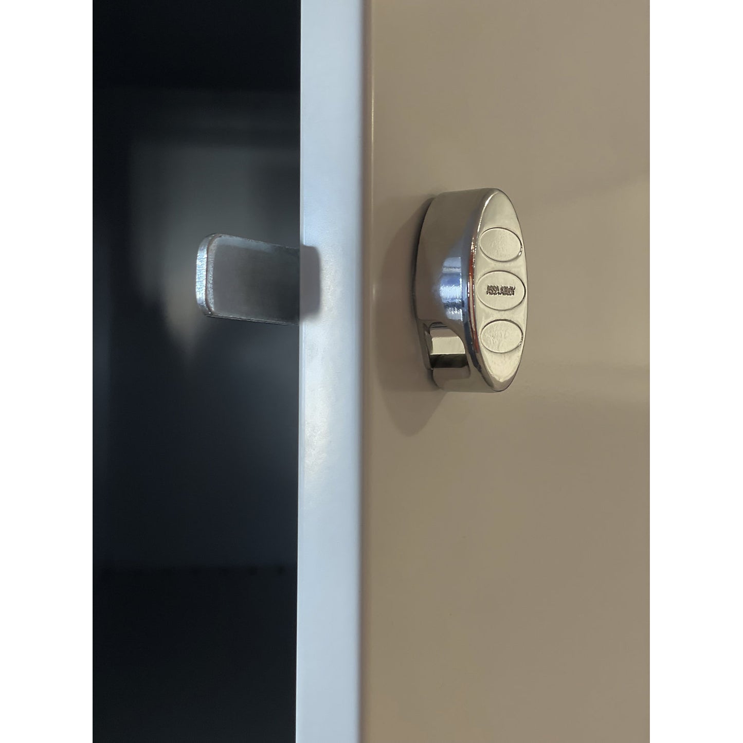 Fydor Z locker, 2 compartments, light grey, W 800 mm, 2 compartments, sloping roof shape, padlock.