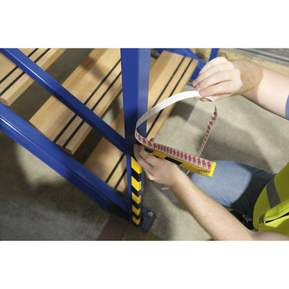 Edge protection profile, type C20, 1 m profile, WxH 25 x 25 mm, yellow / black.