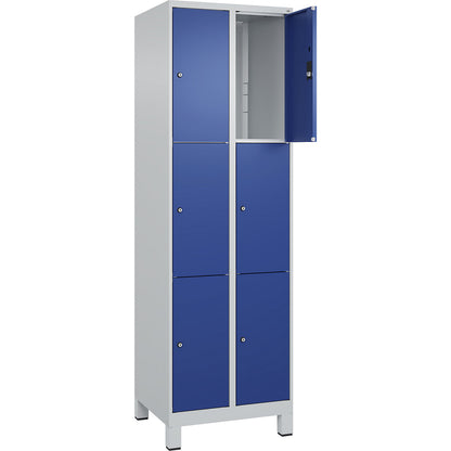 Classic PLUS 3-fold compartment locker, 2 compartments, light grey/gentian blue, W 600 mm, 6 compartments, with feet.