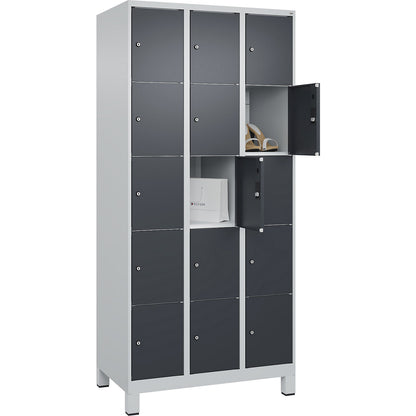 Classic PLUS 5-fold compartment locker, 3 compartments, light grey/grey, W 900 mm, 15 compartments, with feet.