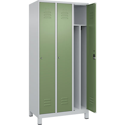 Classic PLUS clean and dirty clothes locker, narrow, 3 compartments, shortened centre divider, light grey/reseda green, W 900 mm, with feet, cylinder lock, centre partition.