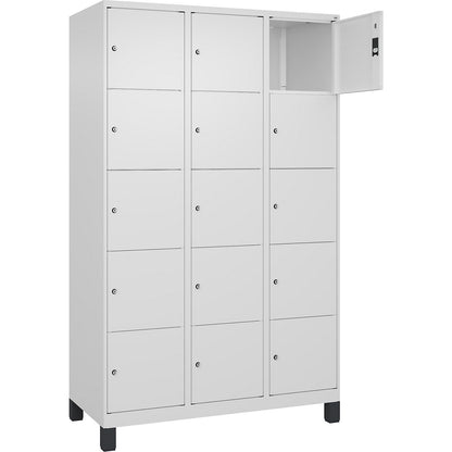 Classic PLUS 5-fold compartment locker, 3 compartments, traffic white, W 1200 mm, 15 compartments, with feet.
