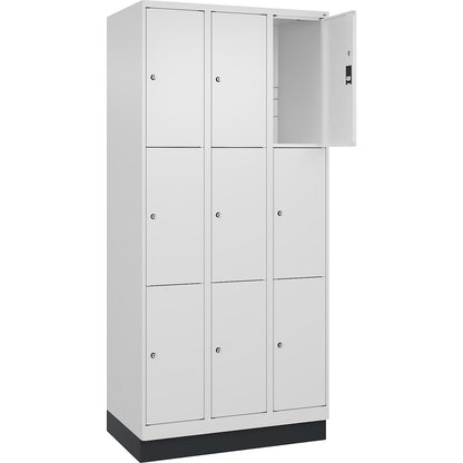 Classic PLUS 3-fold compartment locker, 3 compartments, traffic white, W 900 mm, 9 compartments, with base plinth.