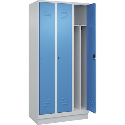 Classic PLUS clean and dirty clothes locker, narrow, 3 compartments, shortened centre divider, light grey/light blue, W 900 mm, with base plinth, cylinder lock, centre partition.