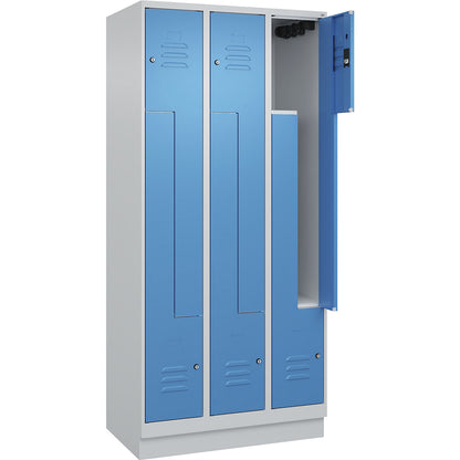 Classic PLUS Z locker, 3 compartments, light grey/light blue, W 900 mm, with base plinth, cylinder lock.
