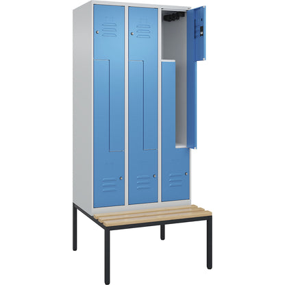 Classic PLUS bench seat Z locker, 3 compartments, light grey/light blue, W 900 mm, cylinder lock, base frame, beech hardwood.
