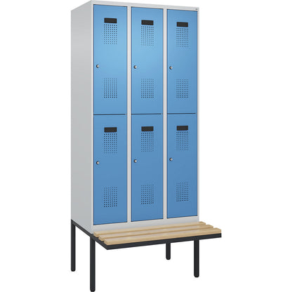 Evolo PLUS bench seat double deck clothes locker, 3 compartments, light grey / light blue, W 900 mm, cylinder lock, with cantilevered bench seat, beech.