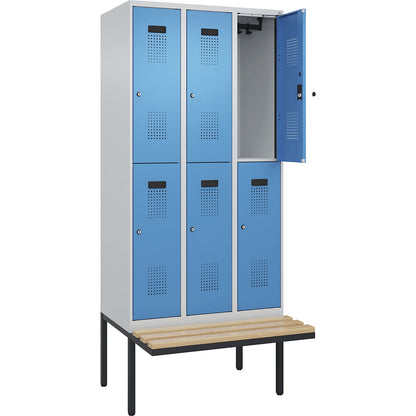Evolo PLUS bench seat double deck clothes locker, 3 compartments, light grey / light blue, W 900 mm, cylinder lock, with cantilevered bench seat, beech.