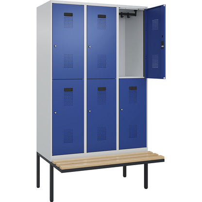 Evolo PLUS bench seat double deck clothes locker, 3 compartments, light grey / gentian blue, W 1200 mm, cylinder lock, with cantilevered bench seat, beech.