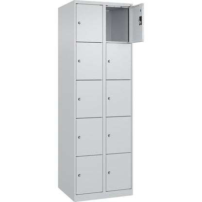 Evolo PLUS 5-fold compartment locker, 2 compartments, light grey, W 600 mm, 10 compartments, with floor glides, cylinder lock.