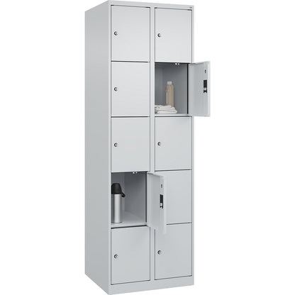 Evolo PLUS 5-fold compartment locker, 2 compartments, light grey, W 600 mm, 10 compartments, with floor glides, cylinder lock.