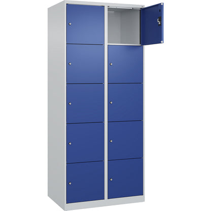 Evolo PLUS 5-fold compartment locker, 2 compartments, light grey / gentian blue, W 800 mm, 10 compartments, with floor glides, cylinder lock.