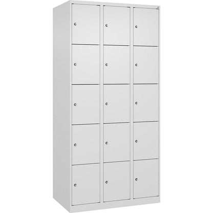 Evolo PLUS 5-fold compartment locker, 3 compartments, white, W 900 mm, 15 compartments, with floor glides, cylinder lock.