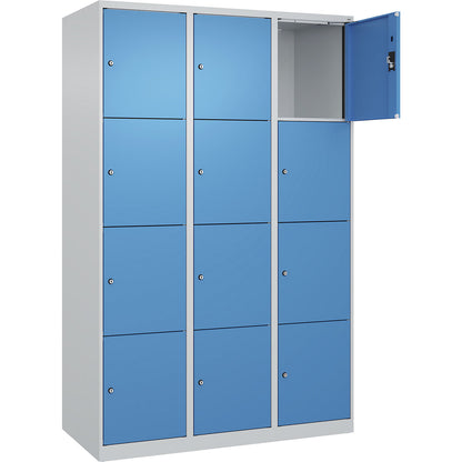 Evolo PLUS 4-fold compartment locker, 3 compartments, light grey / light blue, W 1200 mm, 12 compartments, with floor glides, cylinder lock.