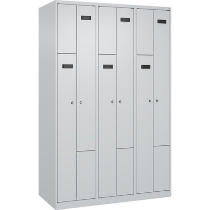 Evolo PLUS Z-locker, 3 compartments, light grey, W 1200 mm, 6 compartments, with floor glides, cylinder lock.