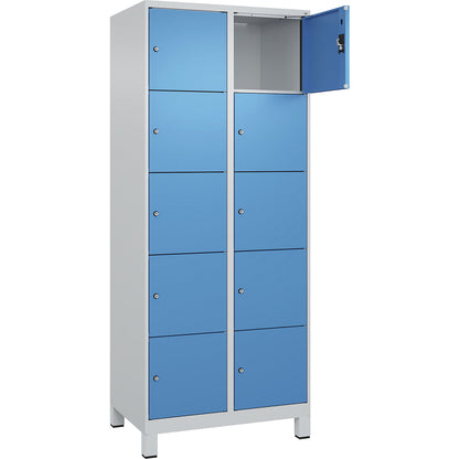 Evolo PLUS 5-fold compartment locker, 2 compartments, light grey / light blue, W 800 mm, 10 compartments, with wide feet, cylinder lock.