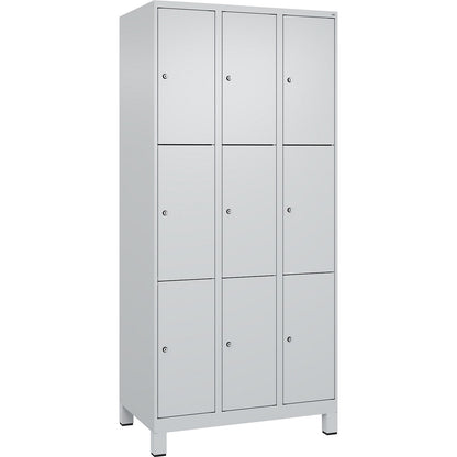 Evolo PLUS 3-fold compartment locker, 3 compartments, light grey, W 900 mm, 9 compartments, with wide feet, cylinder lock.