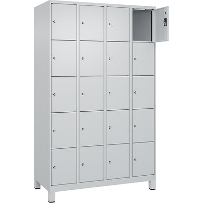 Evolo PLUS 5-fold compartment locker, 4 compartments, light grey, W 1200 mm, 20 compartments, with wide feet, cylinder lock.