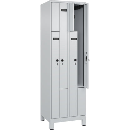 Evolo PLUS Z-locker, 2 compartments, light grey, W 600 mm, 4 compartments, with wide feet, security rotary bolt.