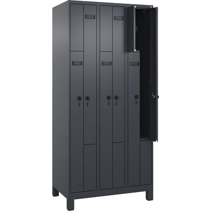 Evolo PLUS Z-locker, 3 compartments, grey, W 900 mm, 6 compartments, with wide feet, security rotary bolt.