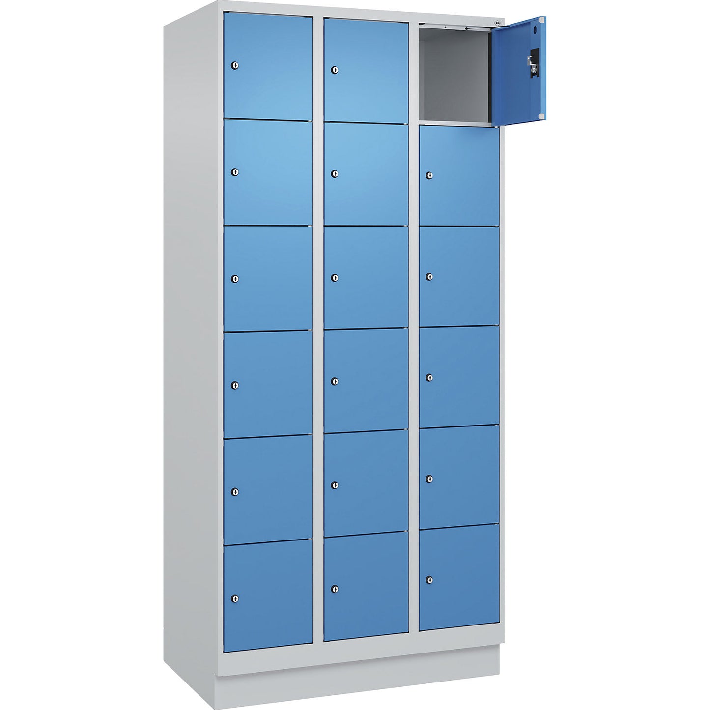 Evolo PLUS 6-fold compartment locker, 3 compartments, light grey / light blue, W 900 mm, 18 compartments, with base plinth, cylinder lock.