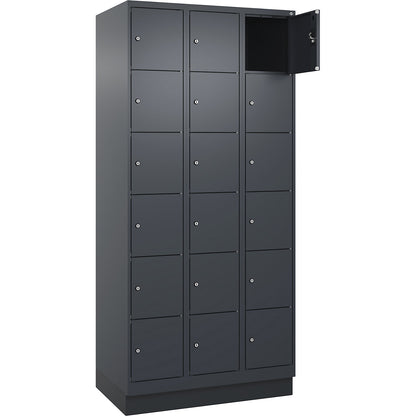 Evolo PLUS 6-fold compartment locker, 3 compartments, grey, W 900 mm, 18 compartments, with base plinth, cylinder lock.