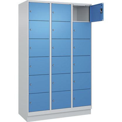 Evolo PLUS 6-fold compartment locker, 3 compartments, light grey / light blue, W 1200 mm, 18 compartments, with base plinth, cylinder lock.