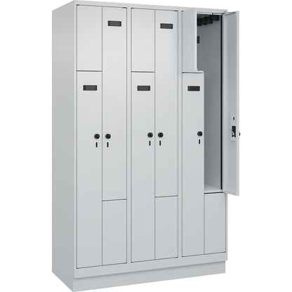 Evolo PLUS Z-locker, 3 compartments, light grey, W 1200 mm, 6 compartments, with base plinth, security rotary bolt.